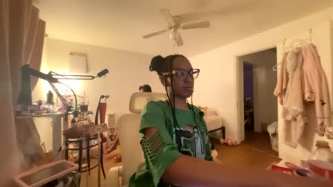 Snapshot of taylorsosweets chatting on 6, 8, 2026 Taylor online show from 6, 8, 2026
