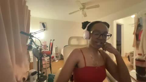 Snapshot of taylorsosweets chatting on 9, 8, 2026 Taylor online show from 9, 8, 2026