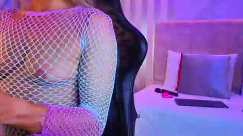Snapshot of tayra_pradit chatting on 6, 8, 2026 tayra online show from 6, 8, 2026
