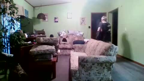 Snapshot of teak4u chatting on 17, 12, 2024 Teak online show from 17, 12, 2024