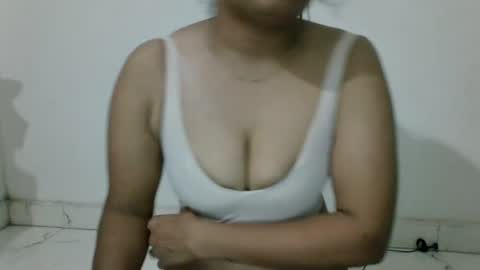 Snapshot of tease_me10 chatting on 23, 3, 2026 tease me10 online show from 23, 3, 2026
