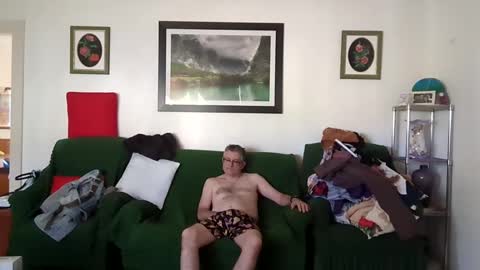 Snapshot of teddstiff chatting on 12, 1, 2025 Theodore online show from 12, 1, 2025