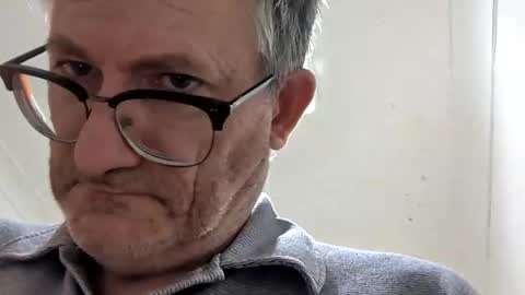 Snapshot of teddstiff chatting on 8, 2, 2025 Theodore online show from 8, 2, 2025