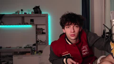 Teddy online show from 17, 12, 2024