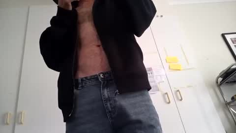 Teezy online show from 6, 7, 2026
