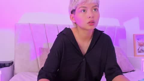 Snapshot of tefi_meow_ chatting on 23, 7, 2026 Estefani online show from 23, 7, 2026