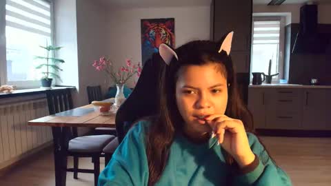 Snapshot of tell_me_goddess chatting on 10, 11, 2025 Amazing SALOME online show from 10, 11, 2025