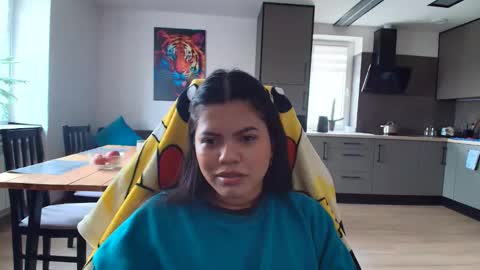 Snapshot of tell_me_goddess chatting on 14, 11, 2025 Amazing SALOME online show from 14, 11, 2025