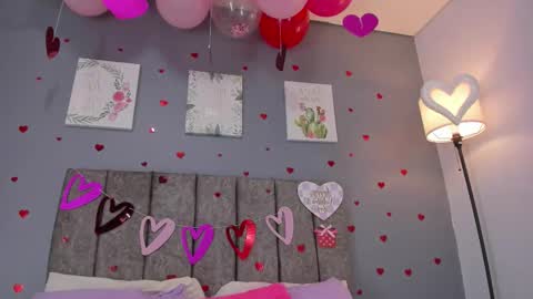 Snapshot of tellme_abby chatting on 13, 2, 2026 Abby online show from 13, 2, 2026