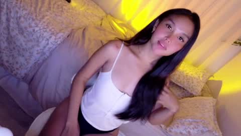 Snapshot of temptessa20 chatting on 1, 5, 2026 temptessa20 online show from 1, 5, 2026