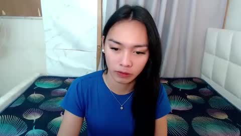 YOGIRL MAXINE online show from 28, 4, 2026