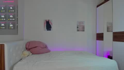 Sexy girl Li online show from 30, 1, 2025