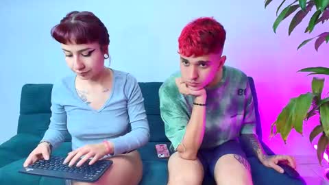 Snapshot of tender_dust chatting on 5, 3, 2025 tender_dust online show from 5, 3, 2025