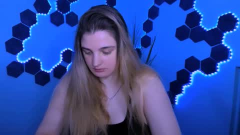 ur Louise online show from 26, 2, 2026