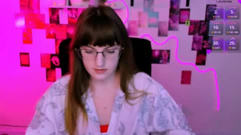 Snapshot of teresa_shy chatting on 22, 3, 2026 your love online show from 22, 3, 2026