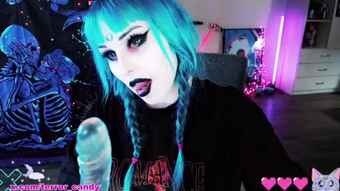 CRY BABY online show from 25, 1, 2025