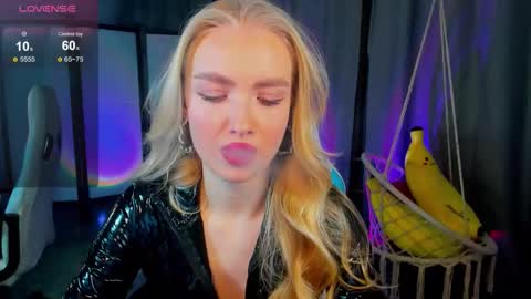 Snapshot of tessahamilton chatting on 11, 2, 2026 TessaHamilton online show from 11, 2, 2026