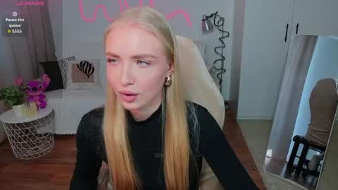 TessaHamilton online show from 3, 5, 2026