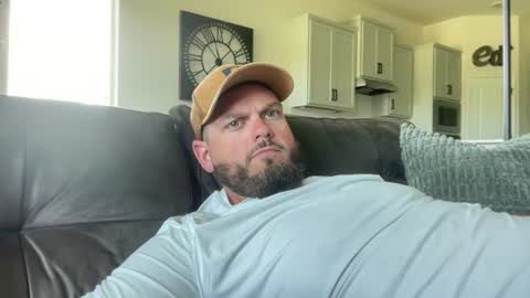Snapshot of texaslife69 chatting on 4, 7, 2026 Sir Texas Country online show from 4, 7, 2026