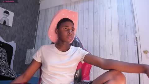 Snapshot of teylor_lovee chatting on 11, 1, 2026 teylor_lovee online show from 11, 1, 2026