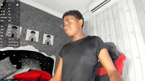 Snapshot of teylor_lovee chatting on 8, 3, 2026 teylor_lovee online show from 8, 3, 2026