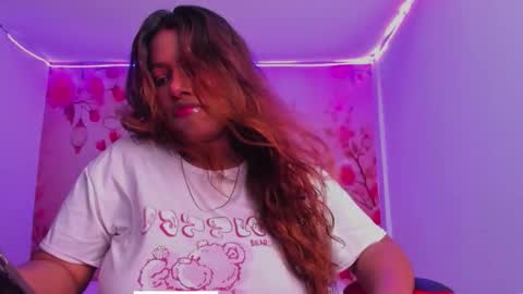 Andreina online show from 28, 9, 2025