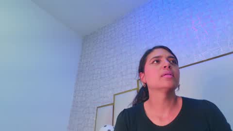thalia888_ online show from 1, 7, 2026
