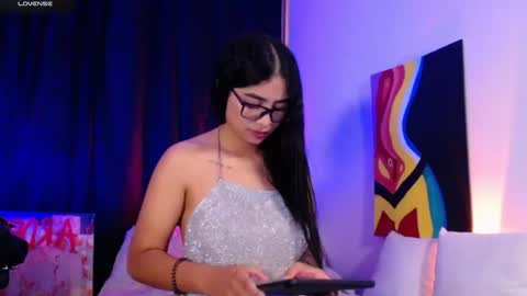 Snapshot of thalia_066 chatting on 5, 11, 2025 thalia online show from 5, 11, 2025