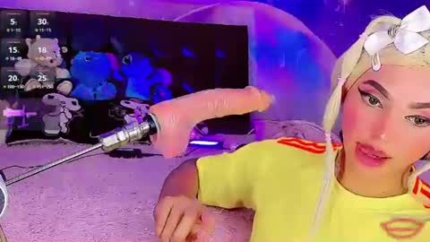 Thalia Girl online show from 5, 7, 2026