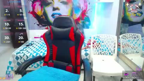 Snapshot of thalia_mills19 chatting on 26, 6, 2026 Andrea online show from 26, 6, 2026