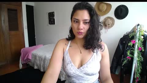    online show from 16, 1, 2025