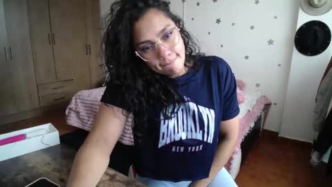    online show from 19, 11, 2025