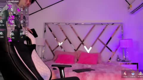 thanier_18 online show from 30, 4, 2026