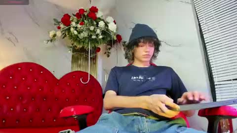 thanier_18 online show from 2, 8, 2026