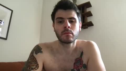 Snapshot of thatfeelsgoood chatting on 8, 3, 2026 thatfeelsgoood online show from 8, 3, 2026