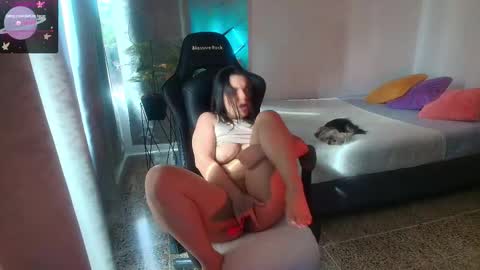 Paola online show from 27, 10, 2025