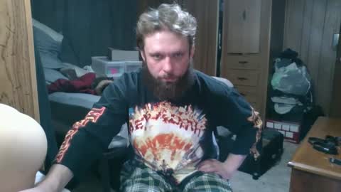 Snapshot of the4stringmotha chatting on 25, 2, 2025 BiggerINalaska online show from 25, 2, 2025