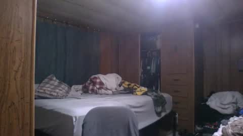 Snapshot of the4stringmotha chatting on 17, 10, 2025 BiggerINalaska online show from 17, 10, 2025