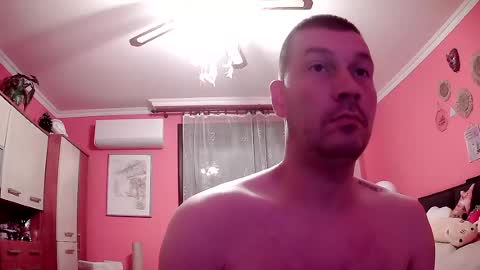 the_bee16 online show from 22, 6, 2026
