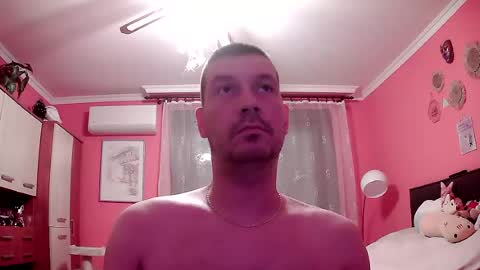 the_bee16 online show from 6, 7, 2026