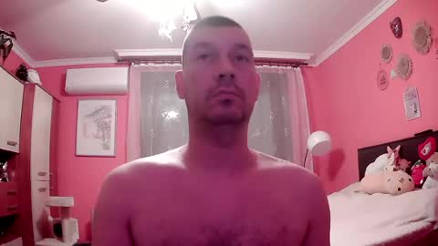the_bee16 online show from 20, 7, 2026