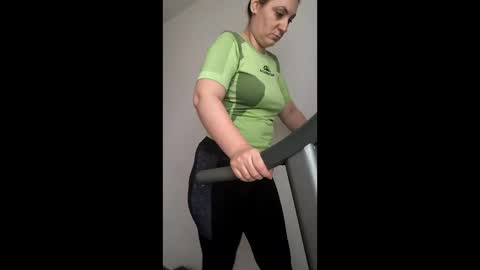 G. Spoil me with a Lovense gift from here  online show from 21, 3, 2026