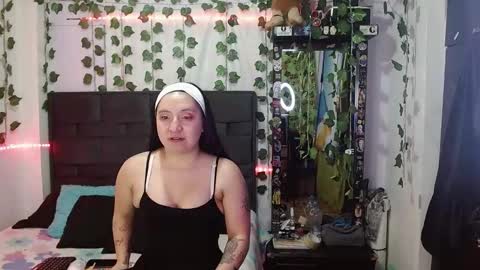 Snapshot of the_lesbian_game chatting on 11, 9, 2025 the_lesbian_game online show from 11, 9, 2025