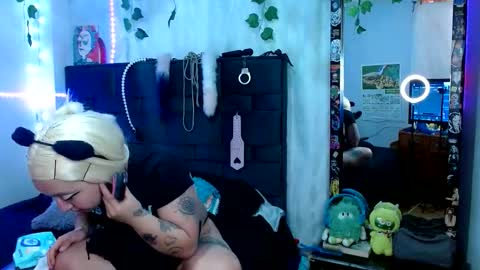 Snapshot of the_lesbian_game chatting on 10, 3, 2026 the_lesbian_game online show from 10, 3, 2026