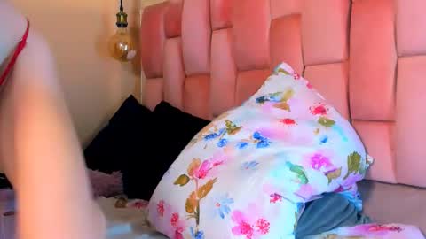 Snapshot of the_queen_aleja chatting on 28, 9, 2025 IGAleja queen1 online show from 28, 9, 2025