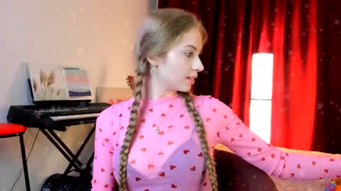 Ally    STREAMING ON TWITCH NOW Check my Twitter for updates online show from 14, 2, 2025