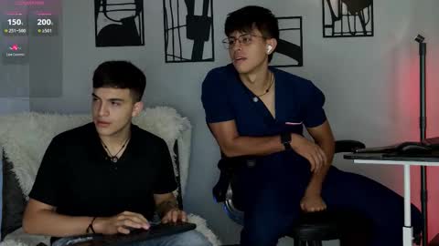 Snapshot of the_suite_boys chatting on 18, 3, 2026 Damian and Nico online show from 18, 3, 2026