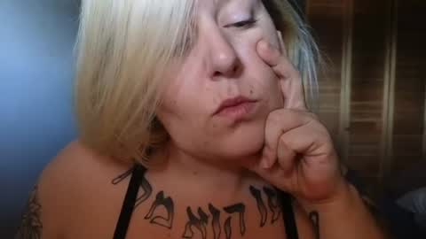 theauroramae -  online show from 18, 6, 2026