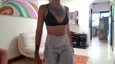 thebadwolf818 online show from 16, 9, 2025