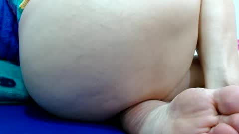 Snapshot of thebestpussyhairy chatting on 16, 12, 2024    Karla    online show from 16, 12, 2024